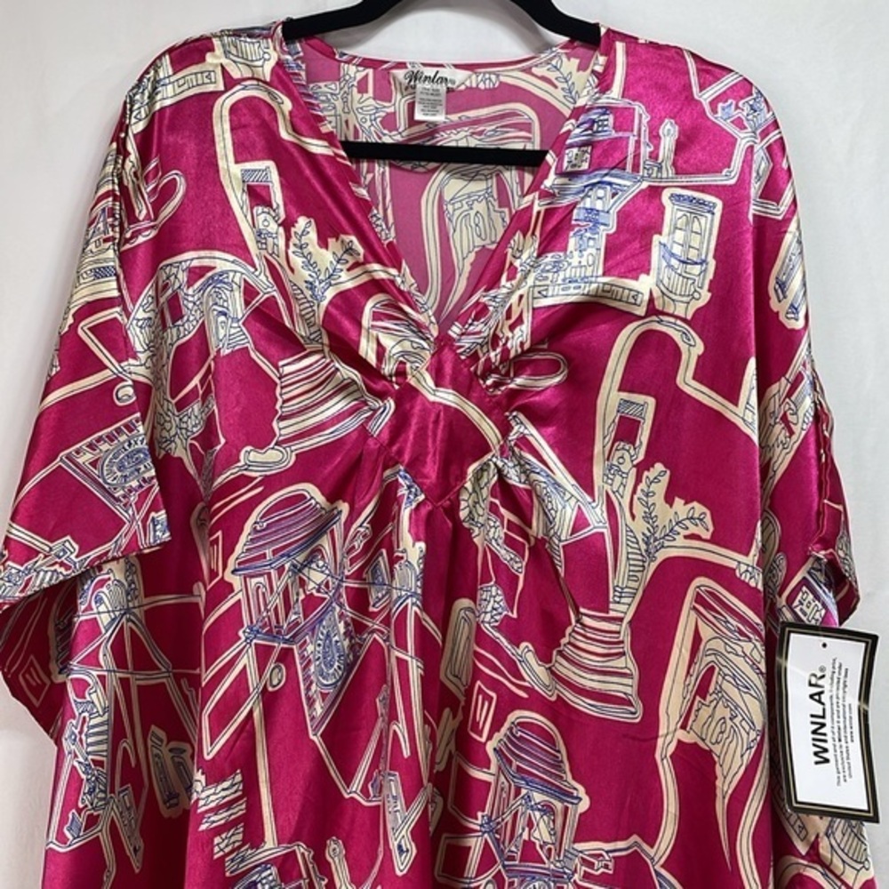 🪽nwt Winlar pink, blue and cream, caftan village print: